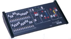 Console lumière ADB TANGO 24 (24 circuits)